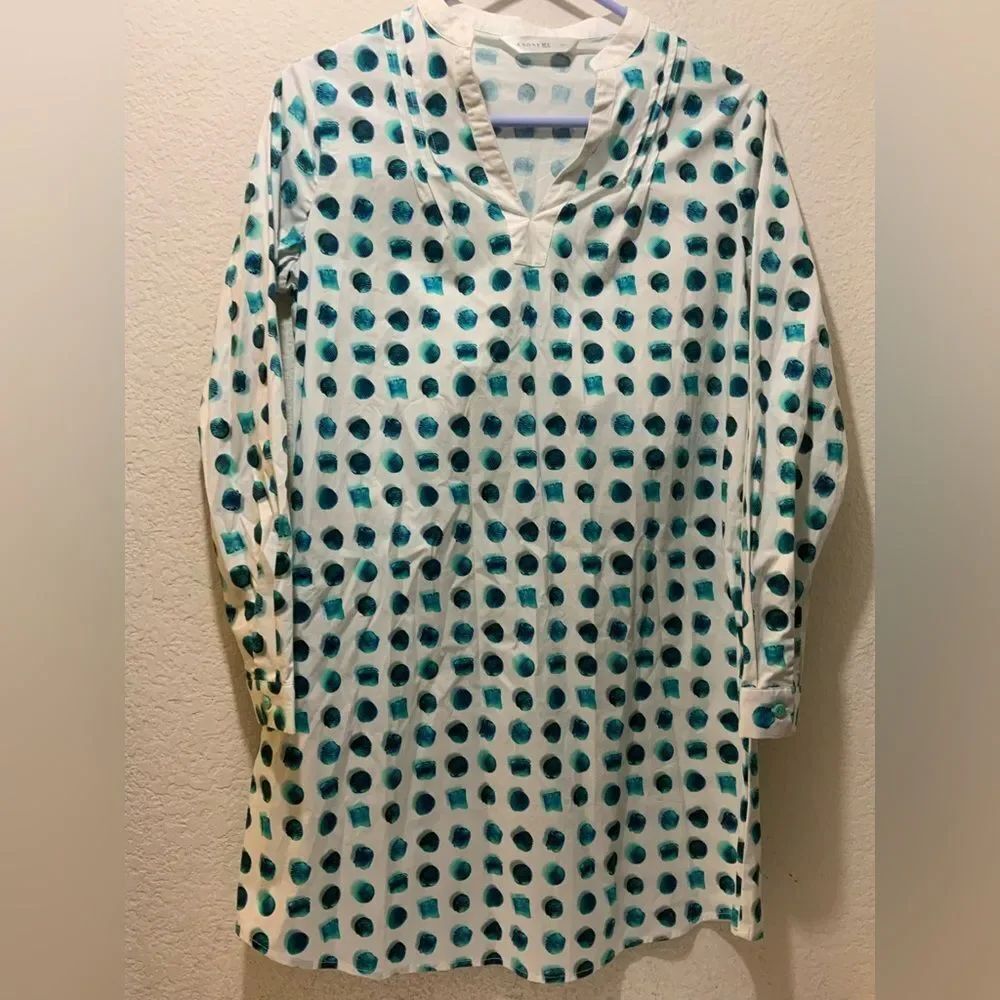 Anonyme Designers Short sleeve blouse top Size S
Color Green white